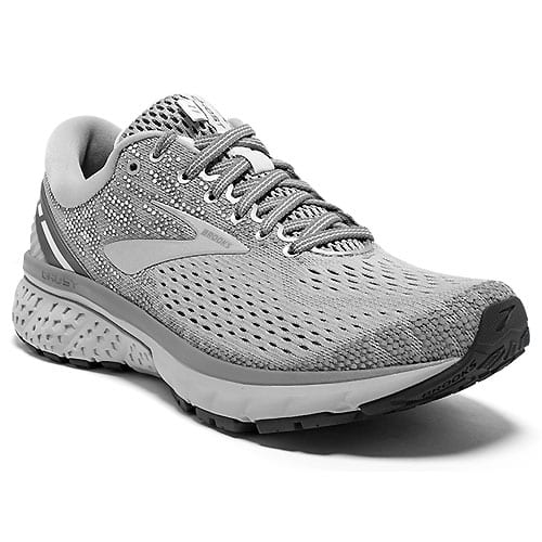 brooks shoes for womens discount