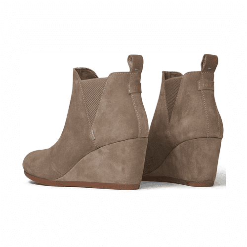 Toms Women NWT Toms Suede Booties Kelsey Tan Oiled Nubuck Leather Wedges Classic Size 11 main image 0