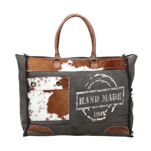 https://soundfeet.com/wp-content/uploads/2021/07/MYRA-WEEKENDER-S1201-100-HANDMADE-PRINT-FRONT.jpg